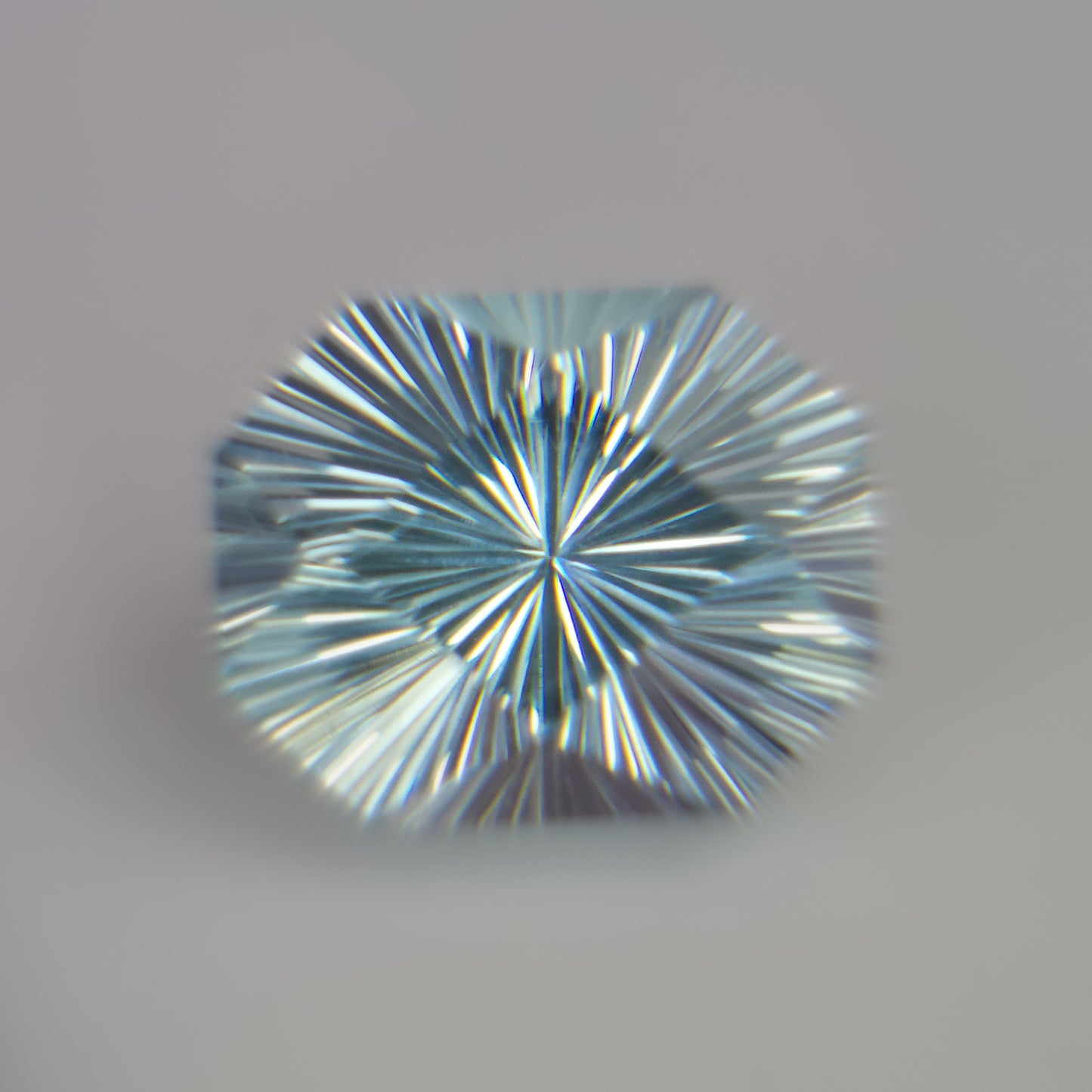 Sunburst Cut Aquamarine Gemstone: 3 Carat Icy Light Blue, 10mm