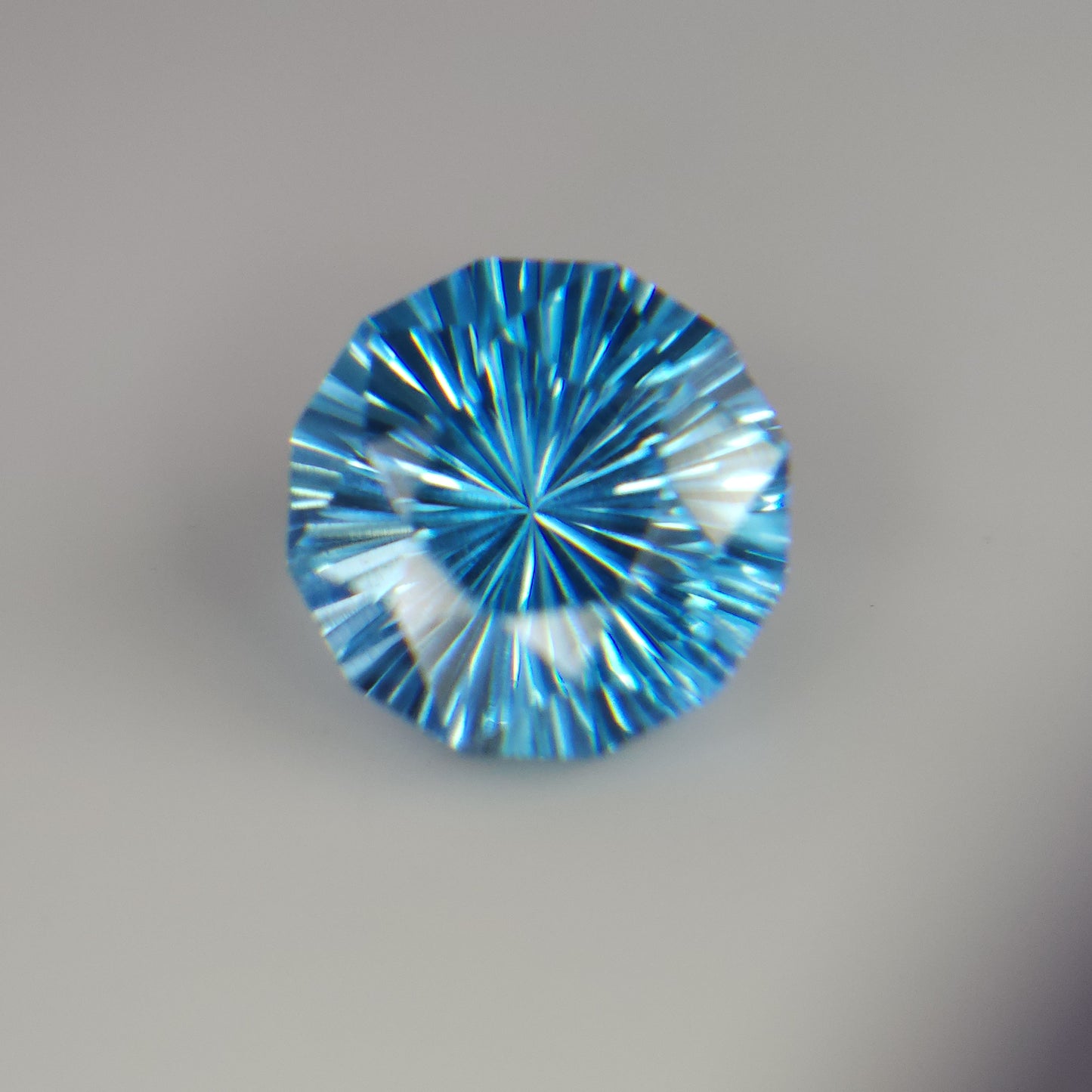 Natural swiss blue topaz, 6.5 mm swiss blue topaz round, sunburst cut swiss blue topaz, 1. 35 carat swiss blue topaz for jewellery.