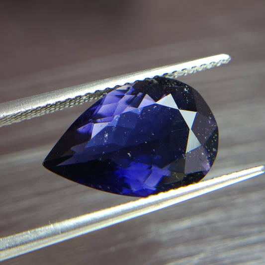 Natural 15 mm iolite sunstone, 4.12 carat blue iolite Sunstone pear for ring.